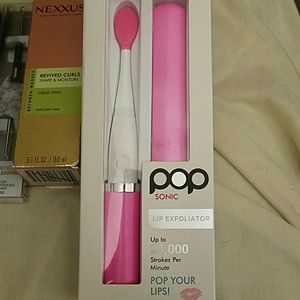 Pop Sonic Lip Exfoliator